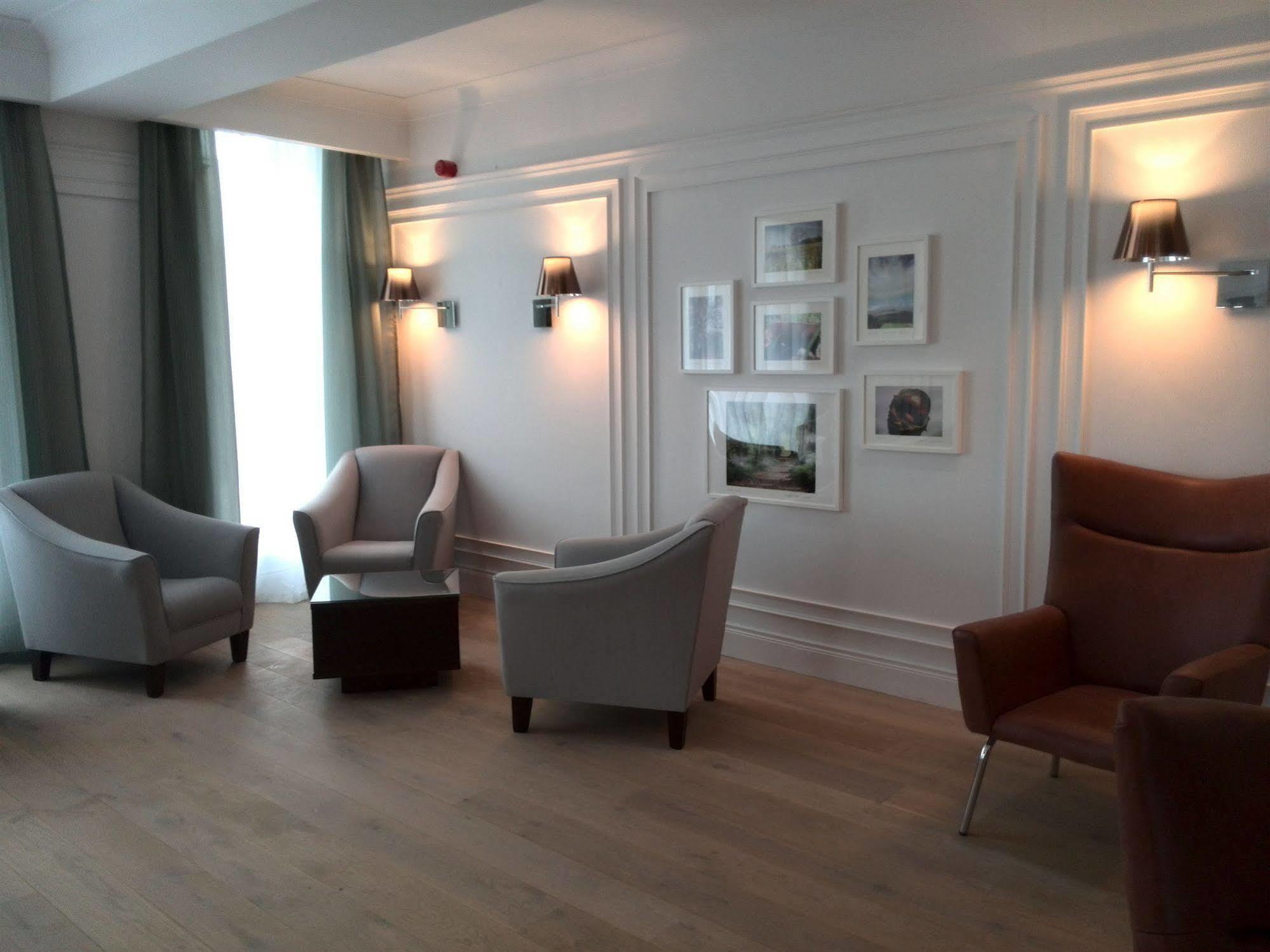 Ivanhoe Inn&Hotel Belfast Buitenkant foto