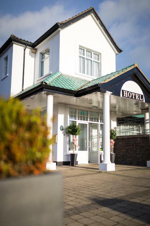 Ivanhoe Inn&Hotel Belfast Buitenkant foto